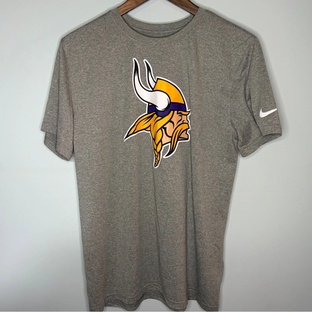 2 PACK!! Nike Men’s NFL Minnesota Vikings Short Sleeve Tees - Gray & Heather